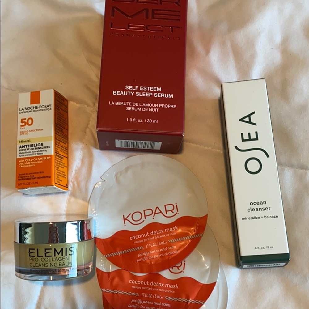 NWT Five Piece Face Care Kit including a Full Size
